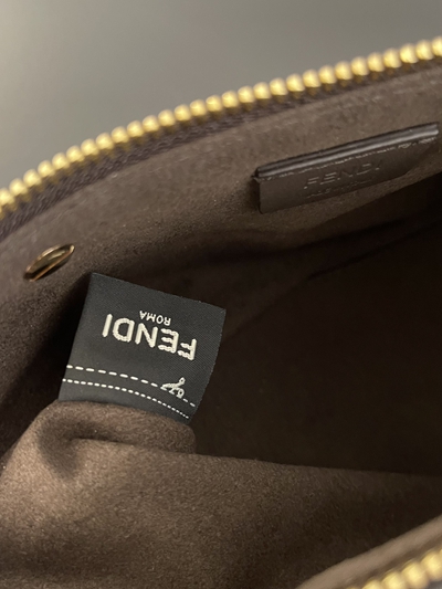 フェンディバッグ素材ディテール